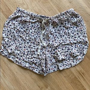 Brandy Melville shorts